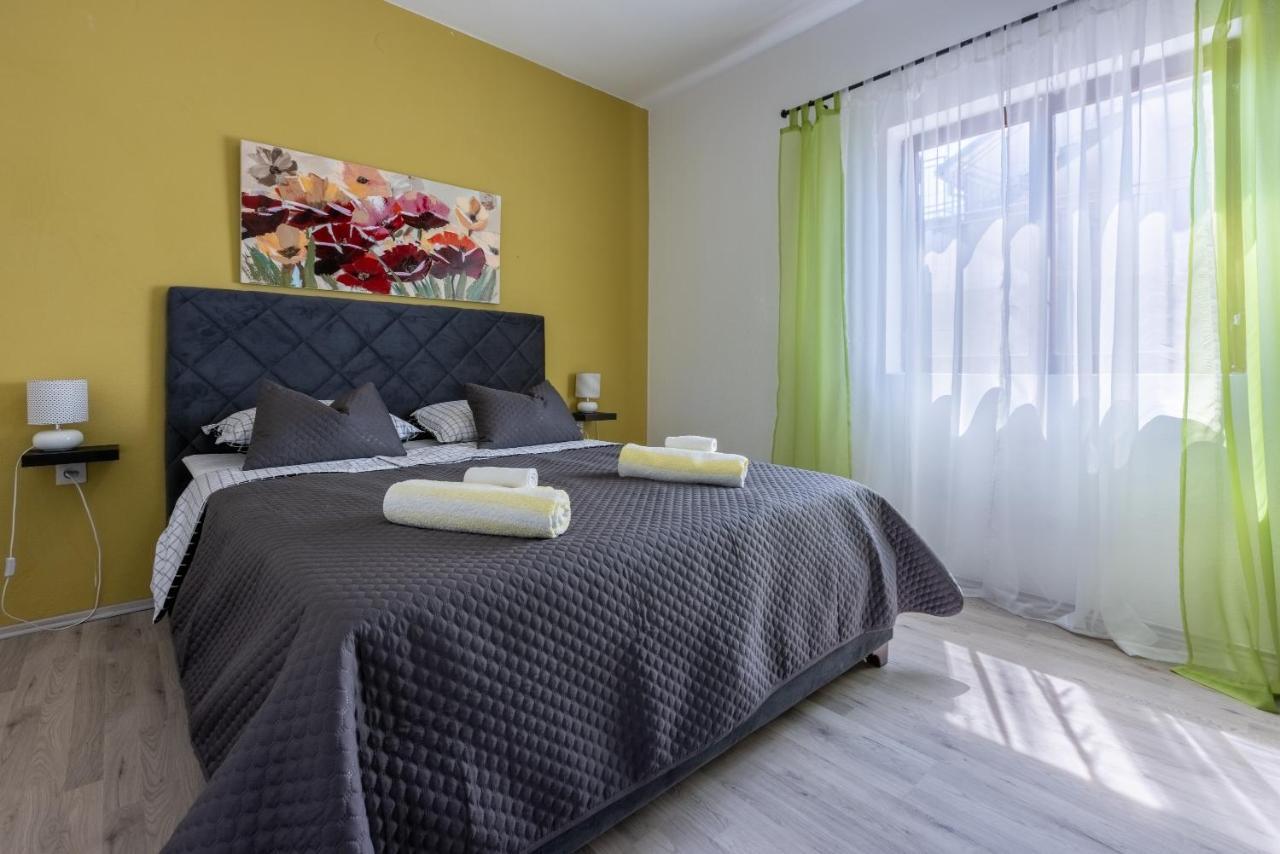 Apartman Dora Crikvenica Esterno foto